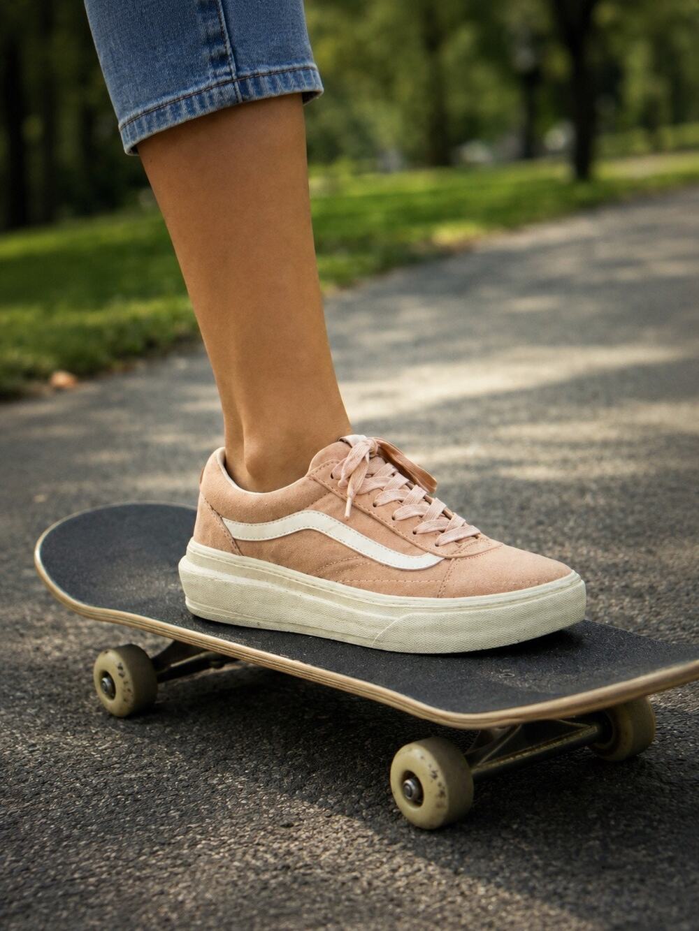 Vans Old Skool Overt CC Plus Pink and White in women’s Size 6.5. NWOB
